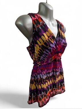 Vintage Erin B Twist-Front V-Neck Top in Purple Multi
